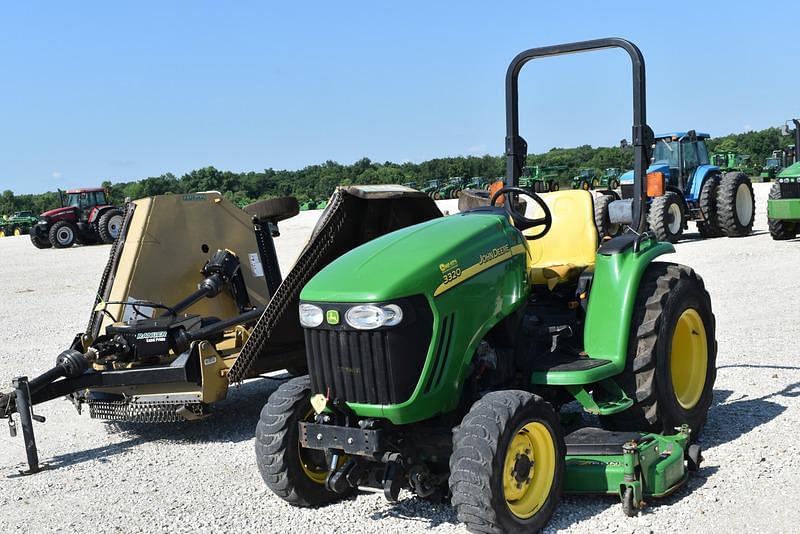 Image of John Deere 3320 Primary image