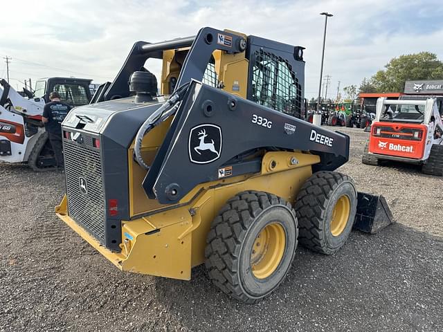 Image of John Deere 332G equipment image 3