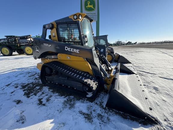 Image of John Deere 333P equipment image 2