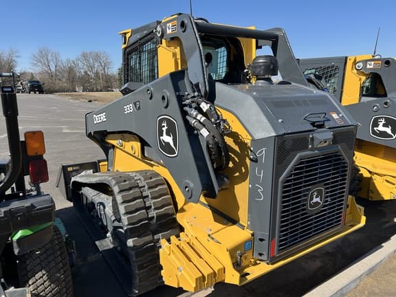 Image of John Deere 333P equipment image 3