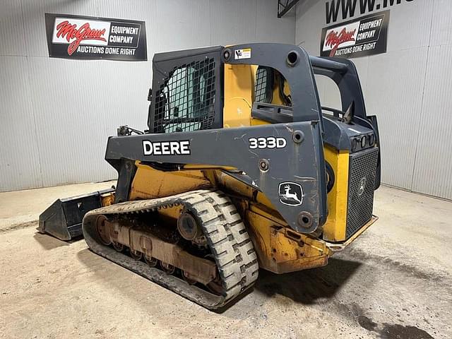Image of John Deere 333D equipment image 2