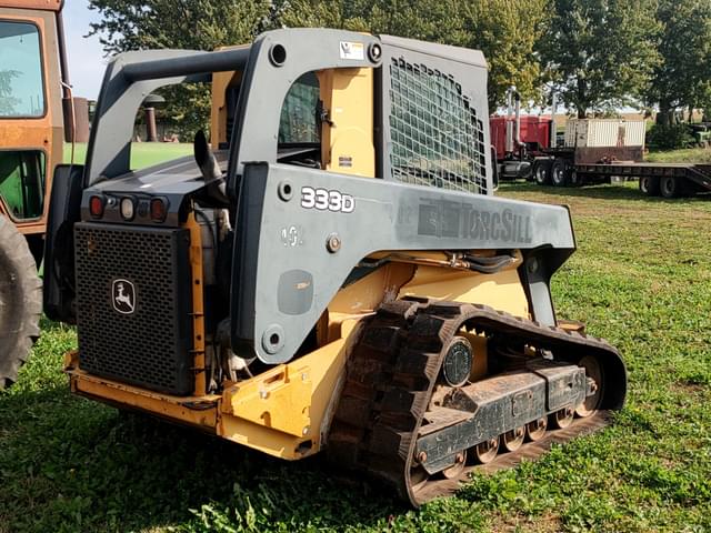 Image of John Deere 333D equipment image 3
