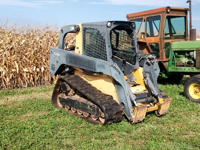 Image of John Deere 333D equipment image 1