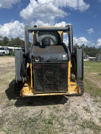 Image of John Deere 333E equipment image 2