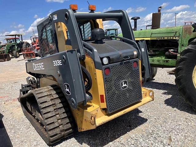 Image of John Deere 333E equipment image 3