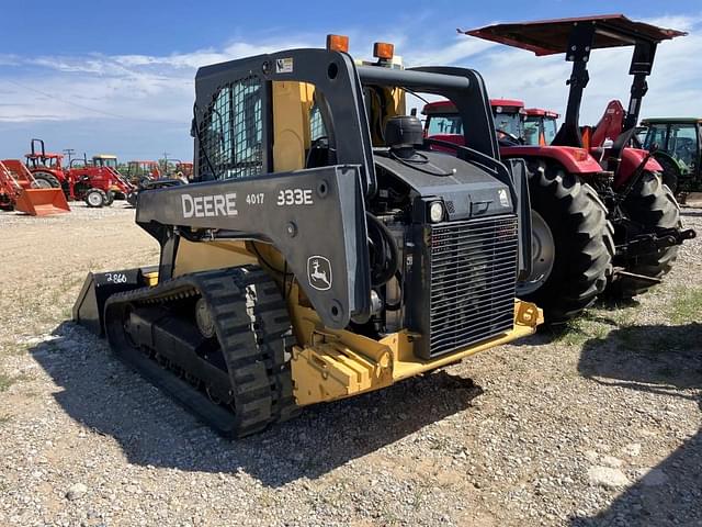 Image of John Deere 333E equipment image 3