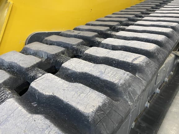 Image of John Deere 333G equipment image 1