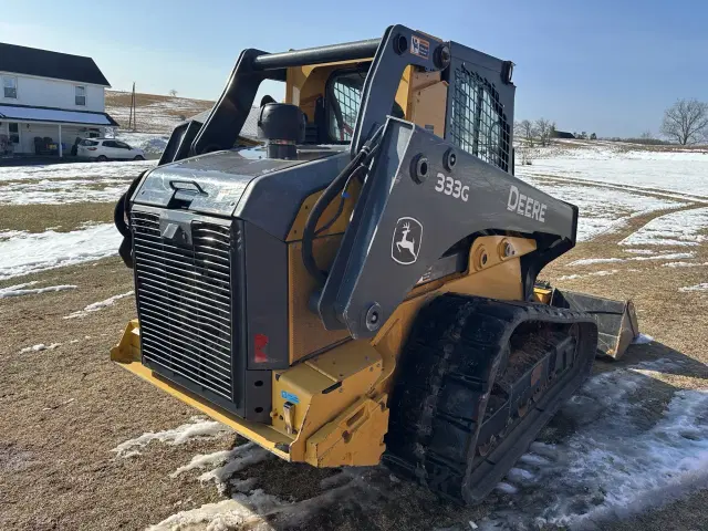 Image of John Deere 333G equipment image 4
