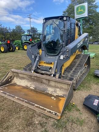 Image of John Deere 333G Primary image