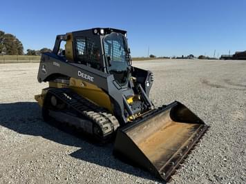 Main image John Deere 333G