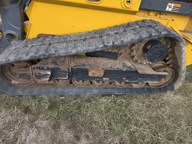 Image of John Deere 333G equipment image 1