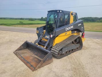 Main image John Deere 333G