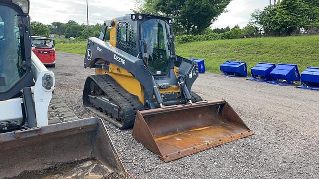 Image of John Deere 333G equipment image 2