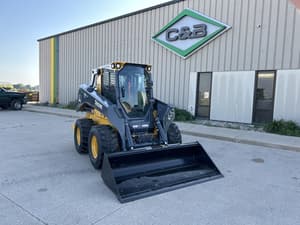 John Deere 334P Image