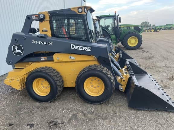 Image of John Deere 334P equipment image 3