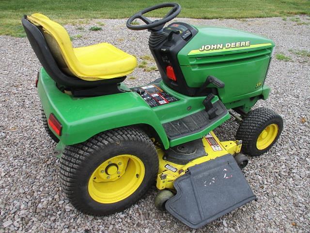 Image of John Deere 335 equipment image 3