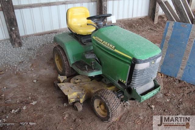 Image of John Deere 335 equipment image 1