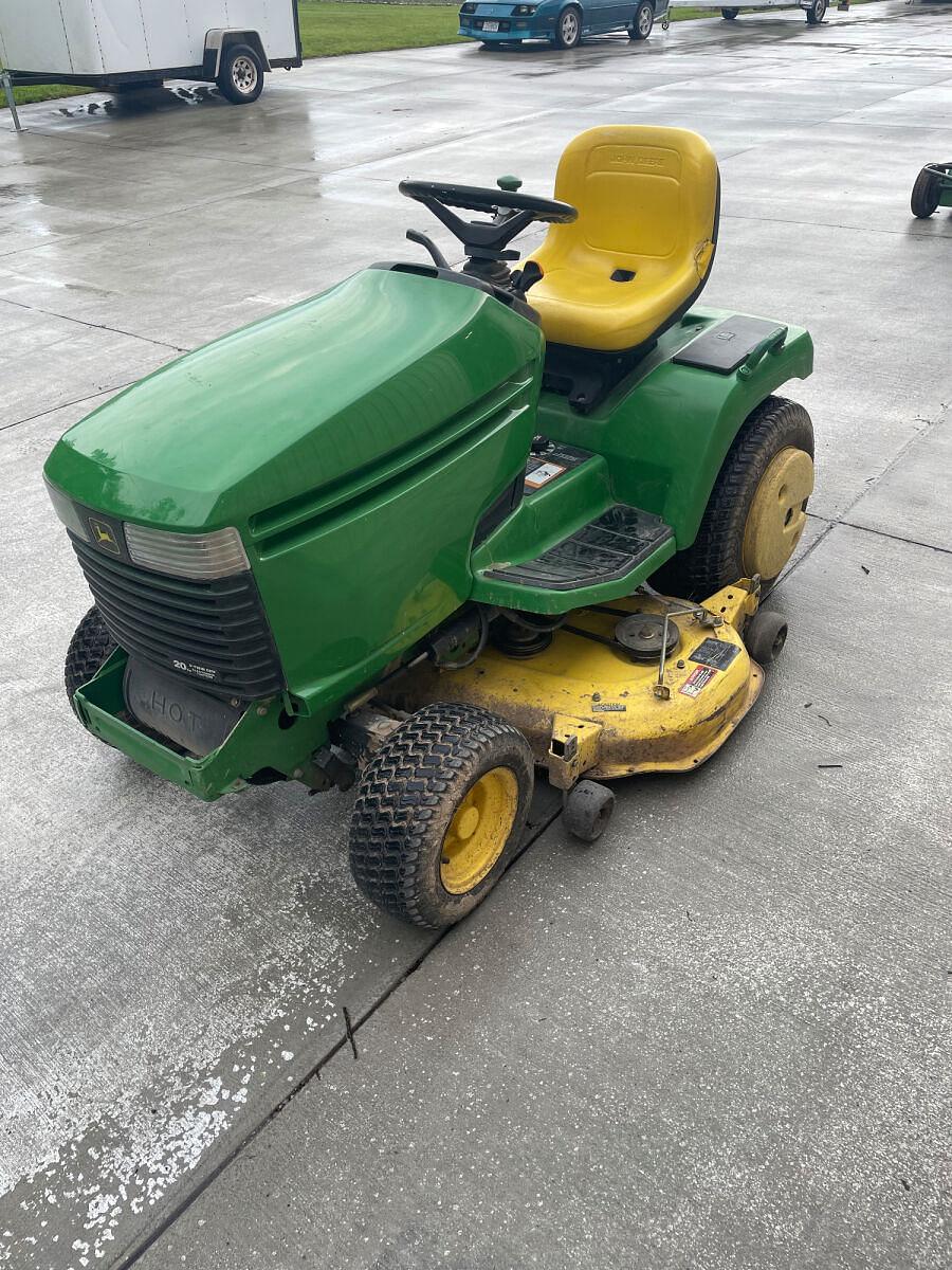 Image of John Deere 335 Primary image