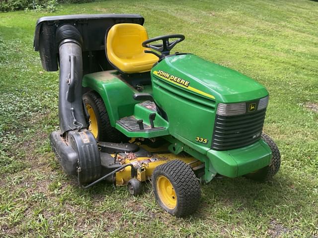 Image of John Deere 335 equipment image 1