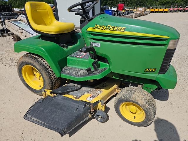 Image of John Deere 335 equipment image 1
