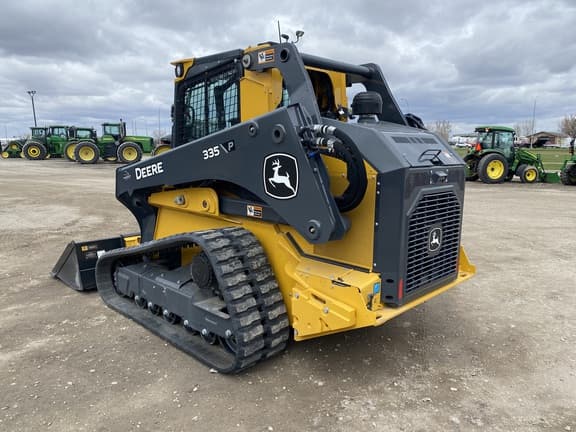 Image of John Deere 335P equipment image 4