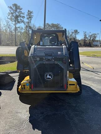 Image of John Deere 335P equipment image 3