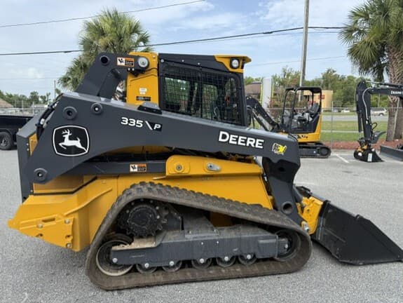 Image of John Deere 335P equipment image 2