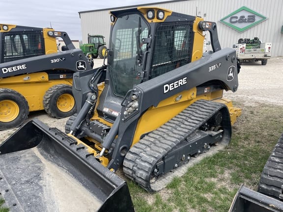 John Deere 335P Equipment Image0