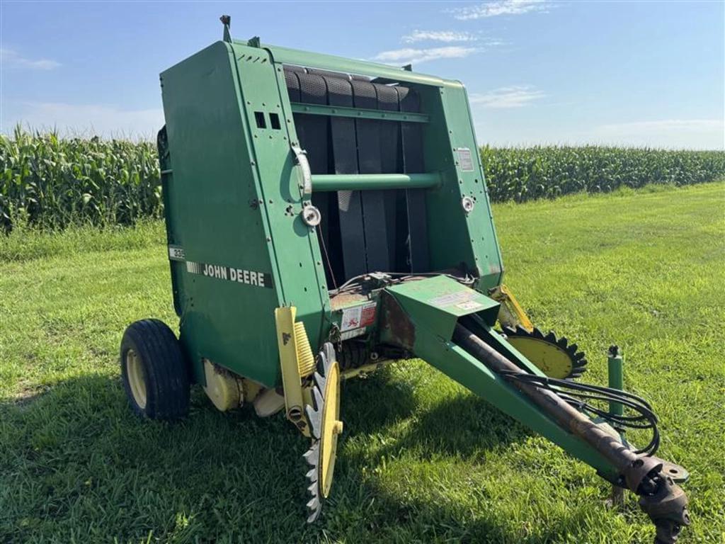 Image of John Deere 335 Primary image