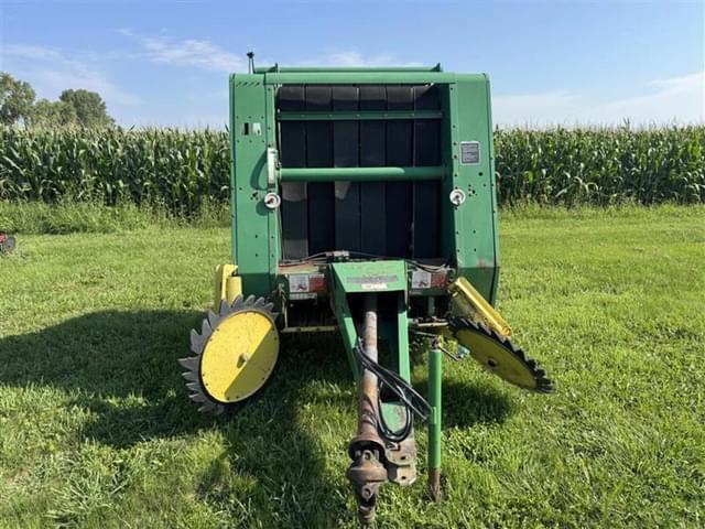 Image of John Deere 335 equipment image 1