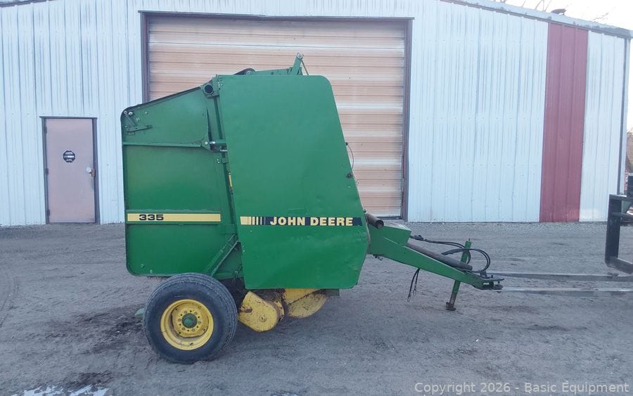 John Deere 335 Equipment Image0