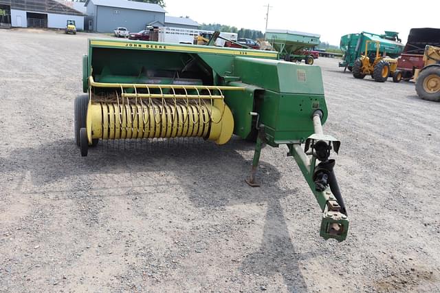 Image of John Deere 336 equipment image 1