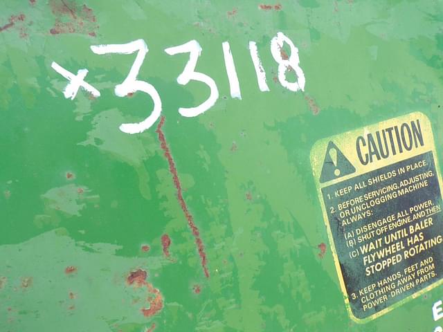 Image of John Deere 336 equipment image 1