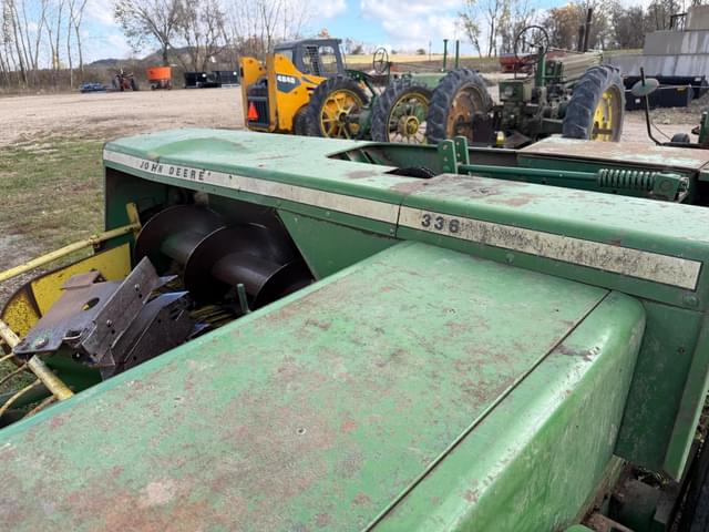 Image of John Deere 336 equipment image 3