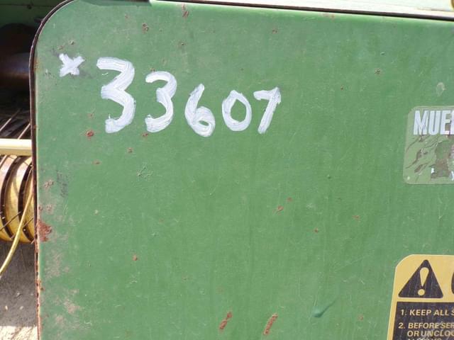 Image of John Deere 336 equipment image 1