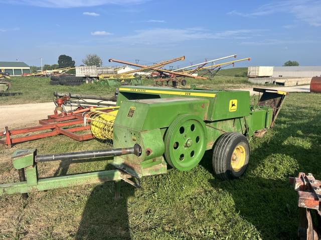 Image of John Deere 336 equipment image 1
