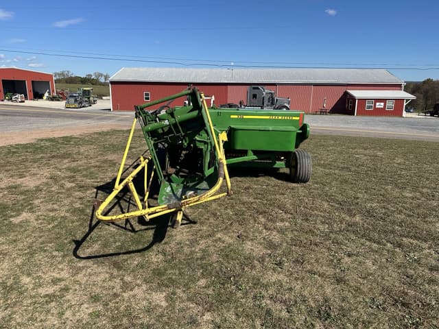 Image of John Deere 336 equipment image 2