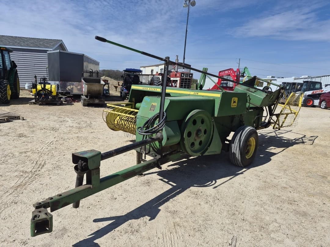 Image of John Deere 336 Primary image