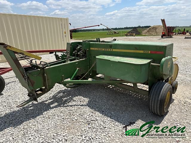 Image of John Deere 336 equipment image 2