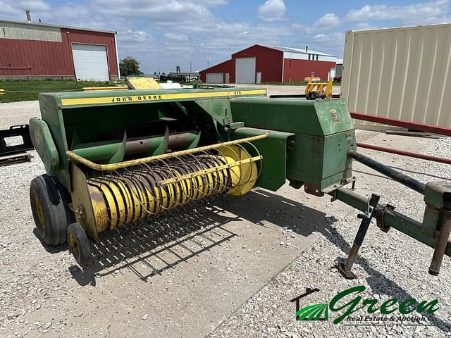 Image of John Deere 336 equipment image 1