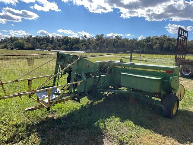 Image of John Deere 336 equipment image 3