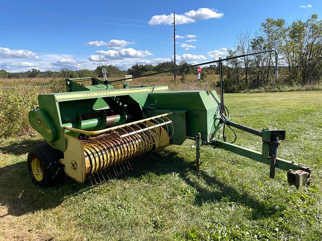 Image of John Deere 336 equipment image 2