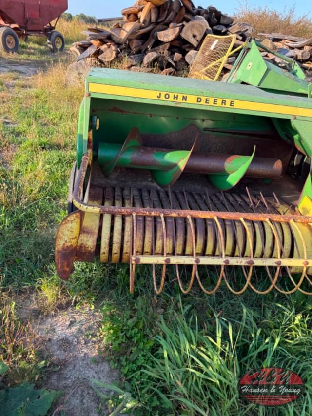Image of John Deere 336 equipment image 4