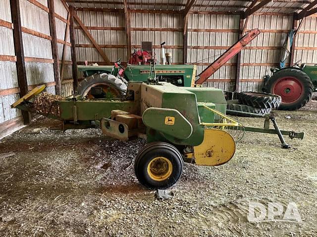 Image of John Deere 336 equipment image 2