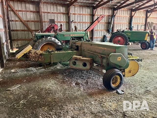 Image of John Deere 336 equipment image 3