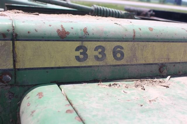 Image of John Deere 336 equipment image 2