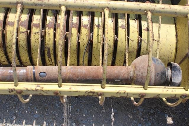 Image of John Deere 336 equipment image 1
