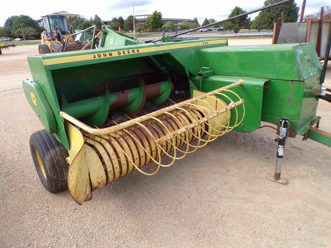Image of John Deere 336 Primary image