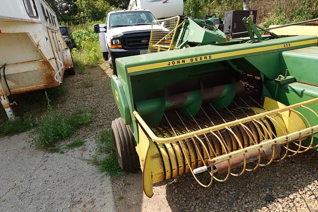 Image of John Deere 336 equipment image 2