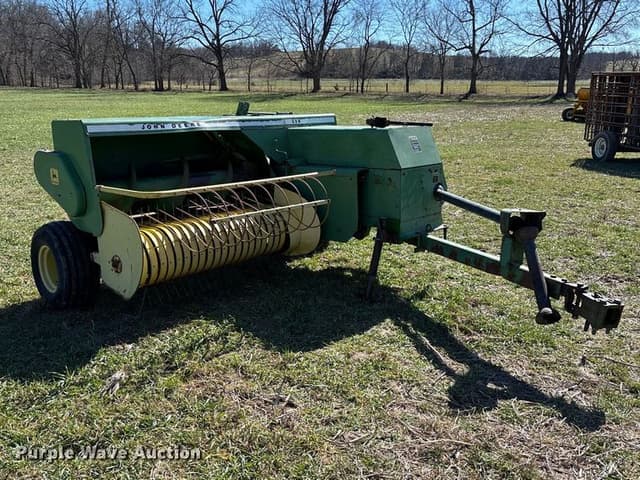 Image of John Deere 336 equipment image 2